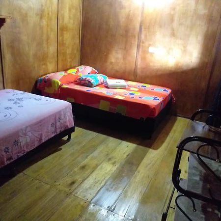 Hostal Y Cabanas Los Juanes Хардін Екстер'єр фото