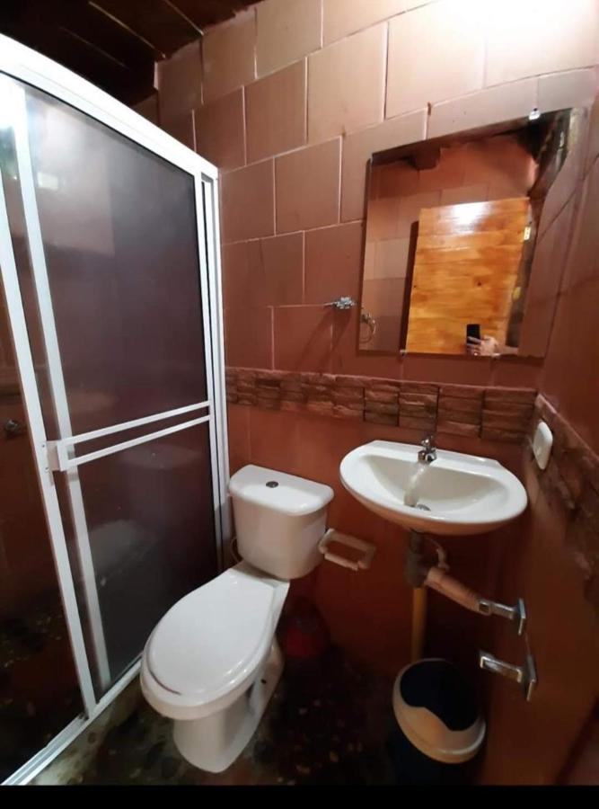 Hostal Y Cabanas Los Juanes Хардін Екстер'єр фото