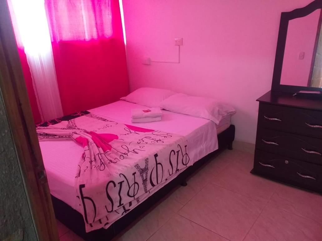 Hostal Y Cabanas Los Juanes Хардін Екстер'єр фото